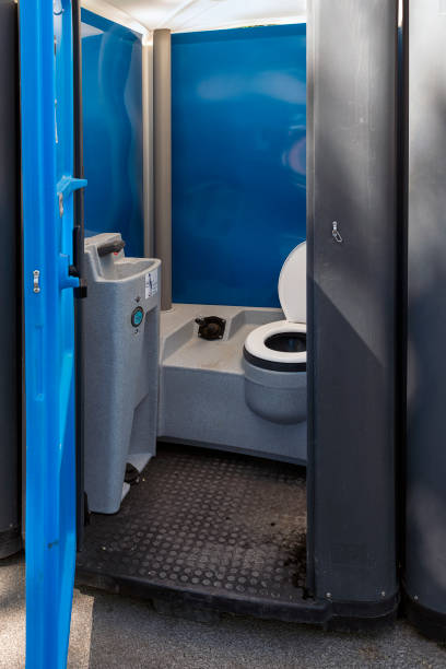 Best Portable toilet rental cost  in Kingsley, MI
